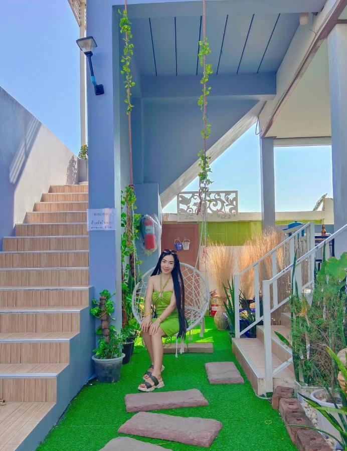Baan Tipsukon Bed & Breakfast Ko Lan Exterior foto