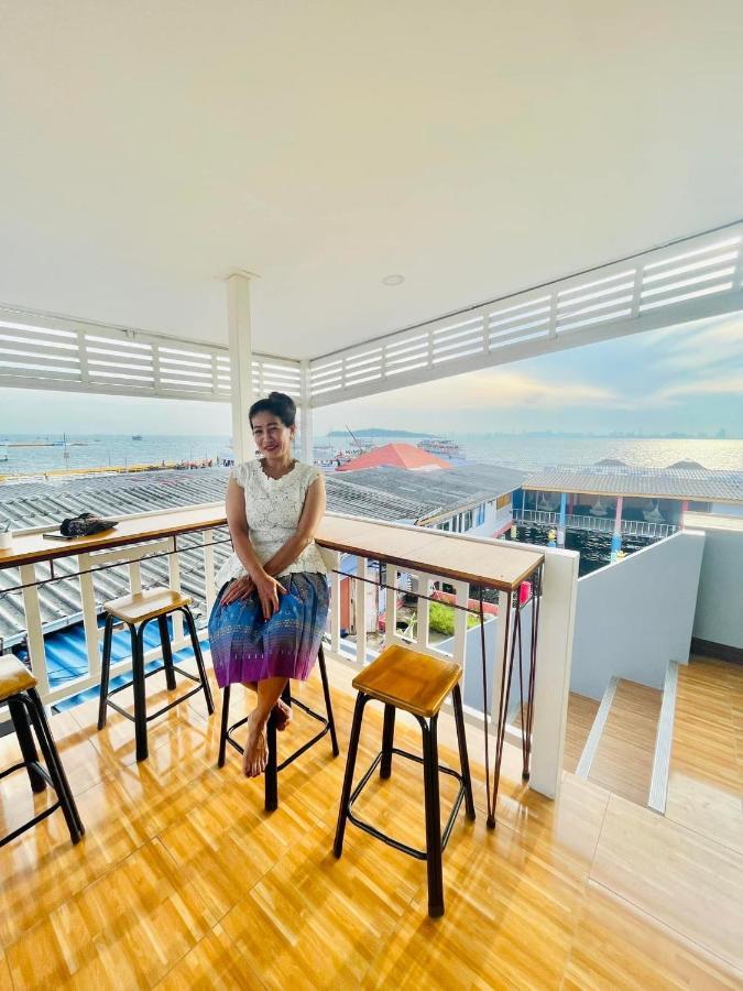Baan Tipsukon Bed & Breakfast Ko Lan Exterior foto