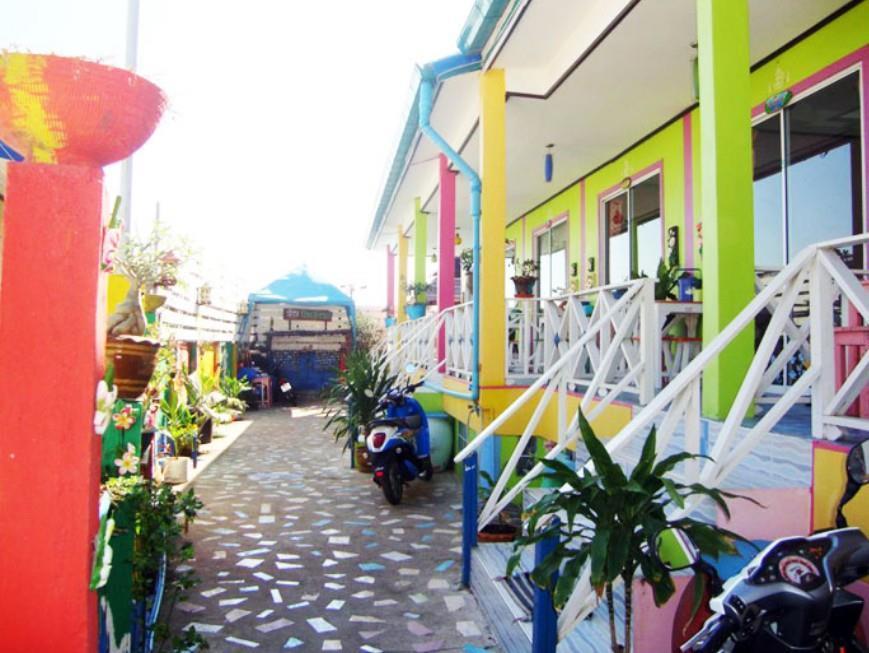Baan Tipsukon Bed & Breakfast Ko Lan Exterior foto